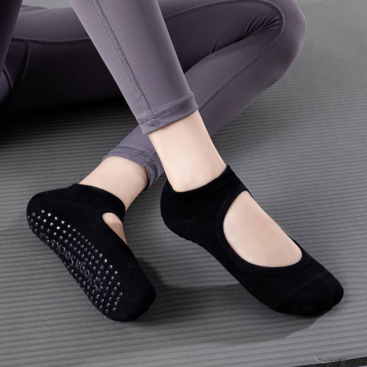 Non-Slip Yoga Socks for Women  - Youtube Yoga Pilates incelemesi ve fiyatı