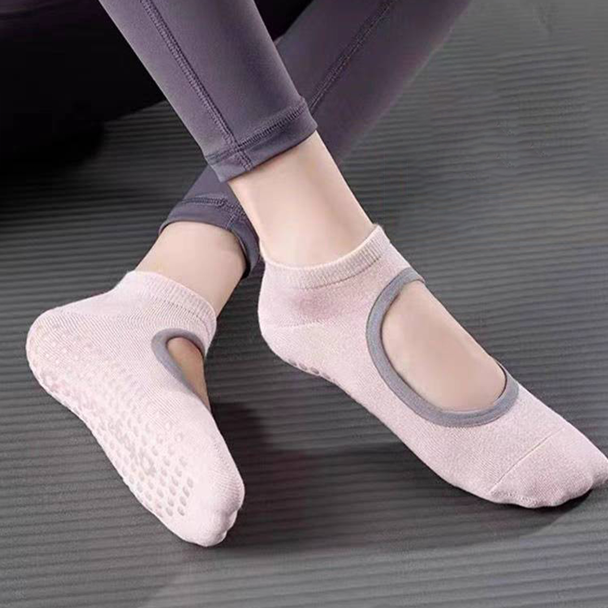 Non-Slip Yoga Socks for Women  - Youtube Yoga Pilates incelemesi ve fiyatı